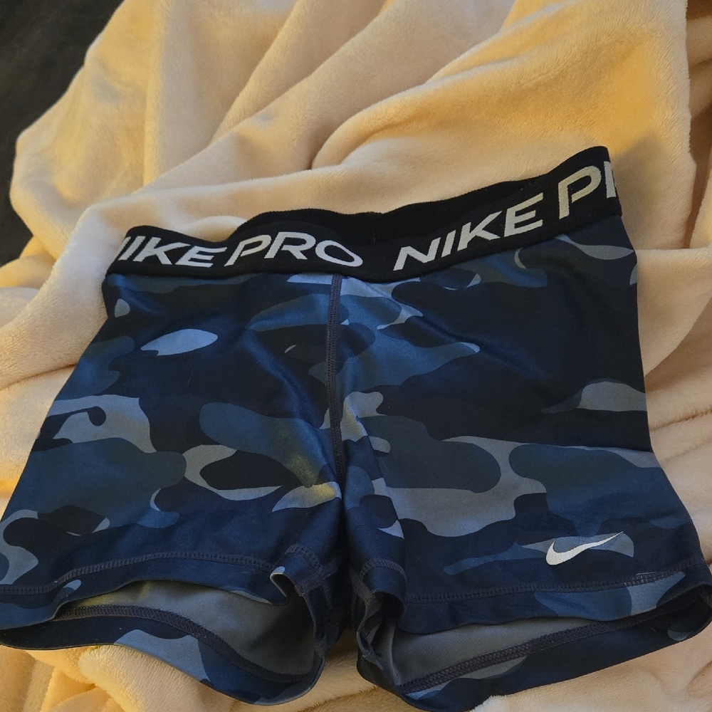 Nike Pro Womens Black and Blue Camo Shorts XS😎😎😎😎✨✨✨✨✨